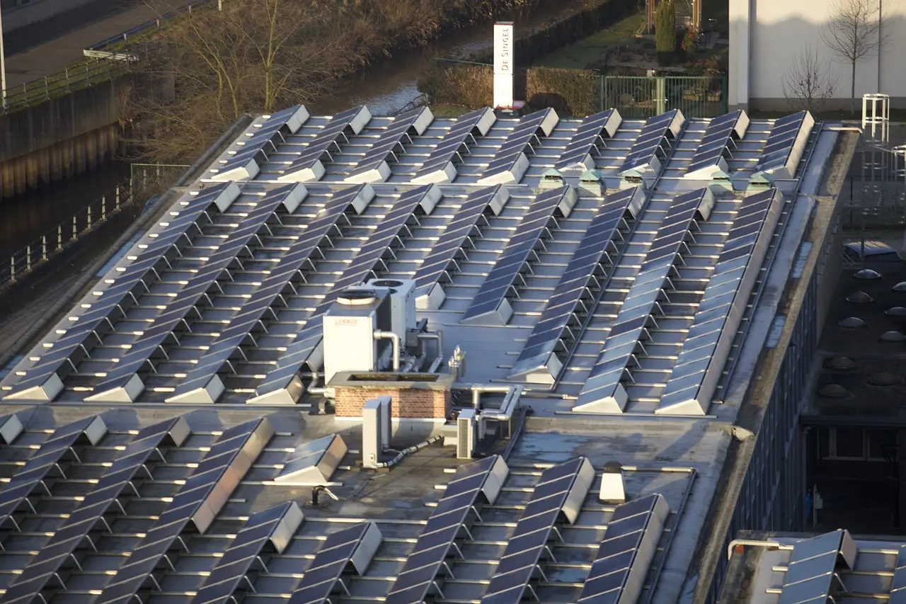 commercial solar panels Bristol